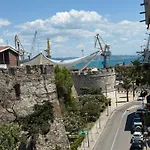 Lukas Vollga Daire Dıraç