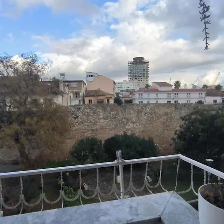 Lukas Vollga * Durrës